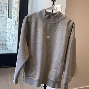 Alo Yoga Gray Crewneck Sweatshirt with name detail on lower back, Size XS